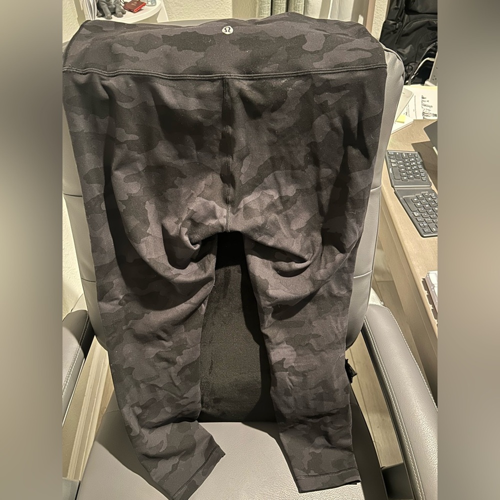 Lululemon Athletica Wunder Train Leggings